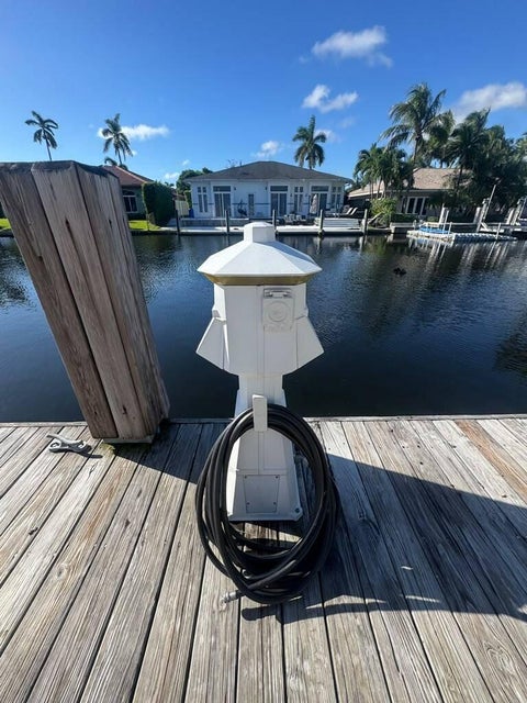 Tiny photo for 330 SE 10TH Street, Pompano Beach, FL 33060 (MLS # B26087738)