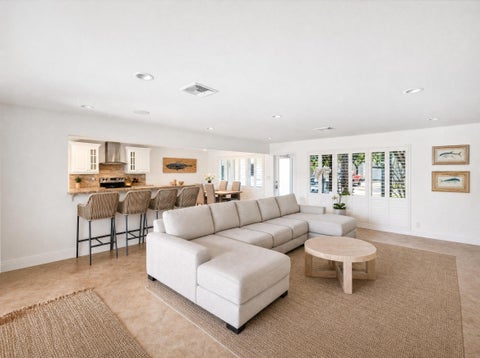 Tiny photo for 330 SE 10TH Street, Pompano Beach, FL 33060 (MLS # B26087738)