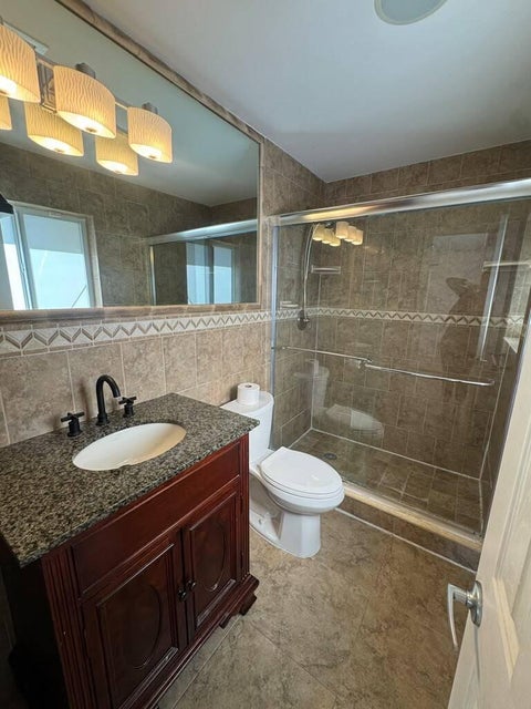 Tiny photo for 330 SE 10TH Street, Pompano Beach, FL 33060 (MLS # B26087738)