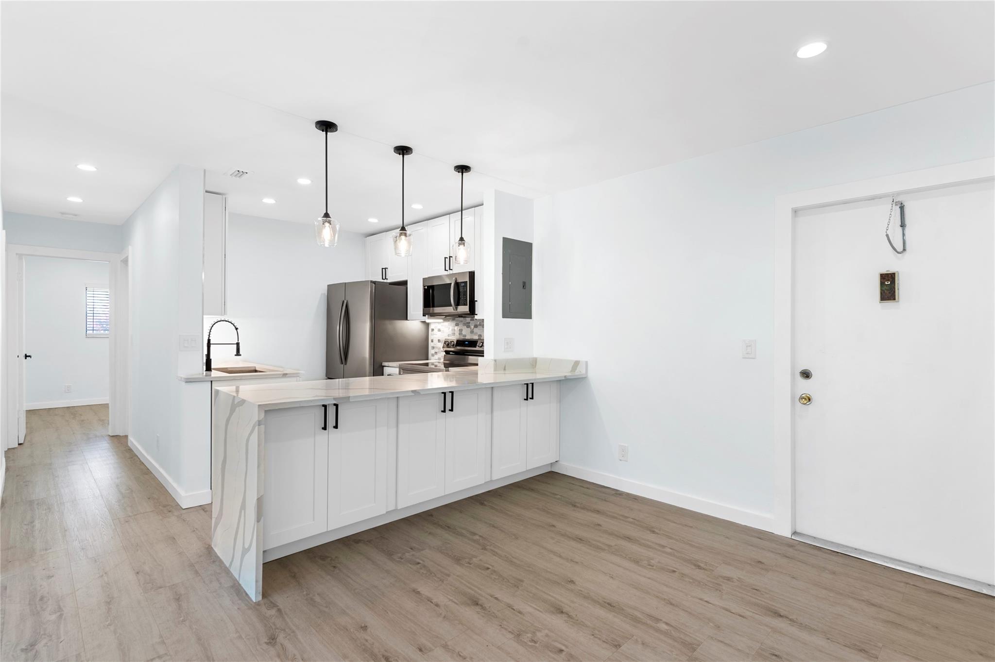 825 NW 13th St 101