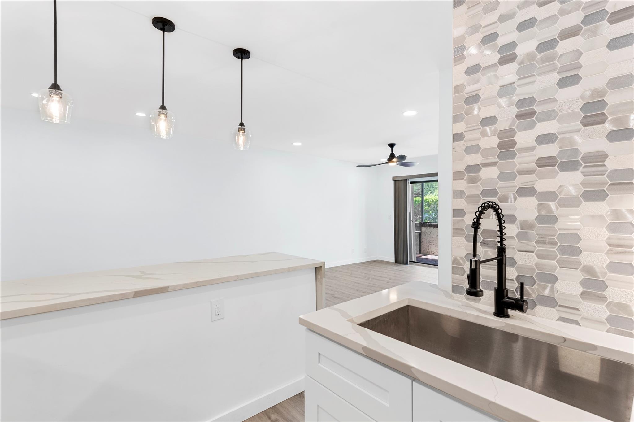 825 NW 13th St 101