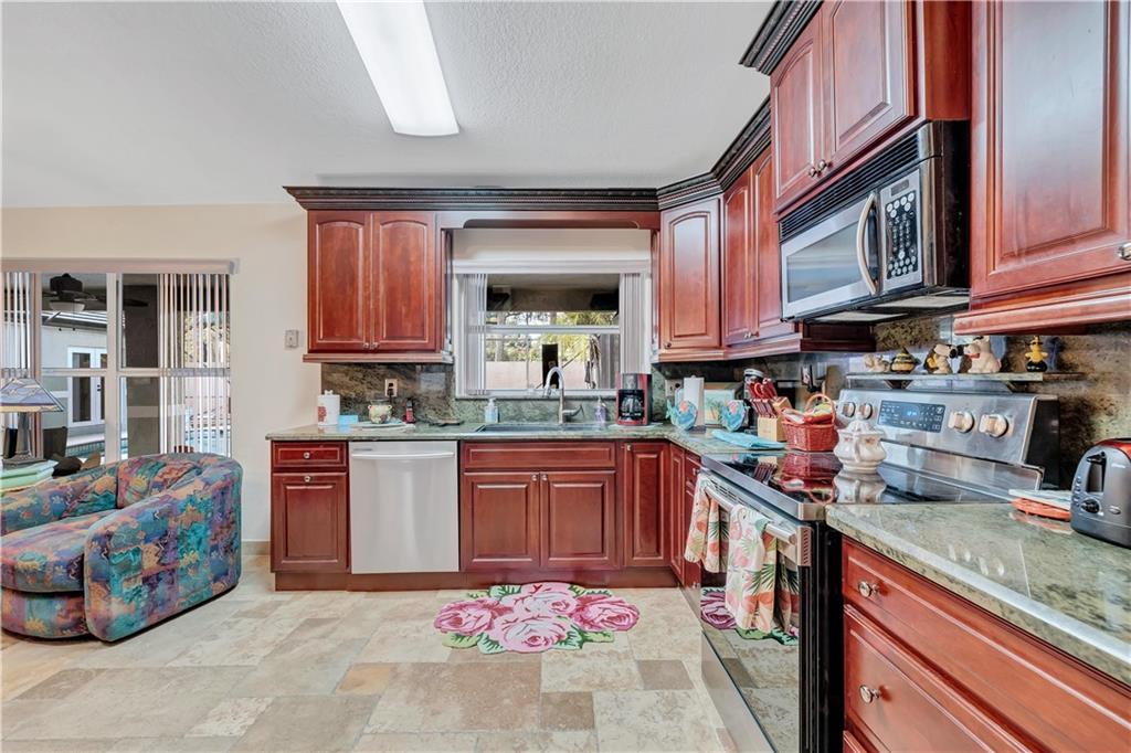 Royal Land Amd 132-20 B - Residential Lease