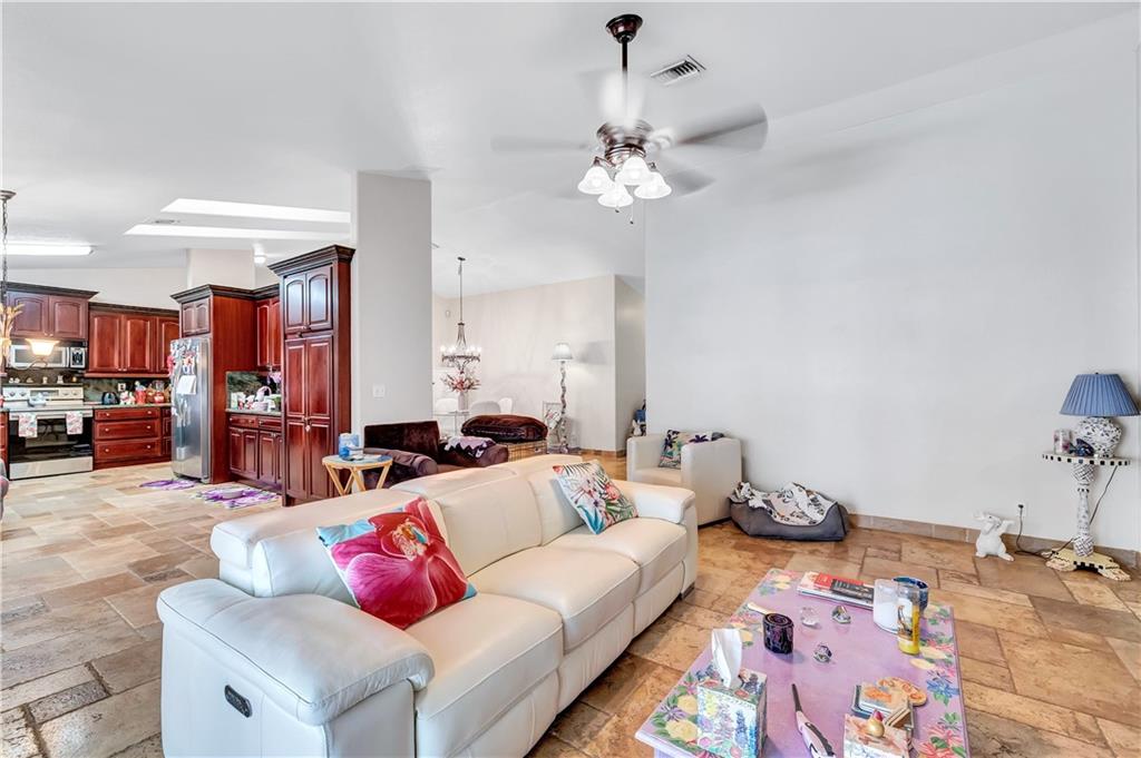 Royal Land Amd 132-20 B - Residential Lease