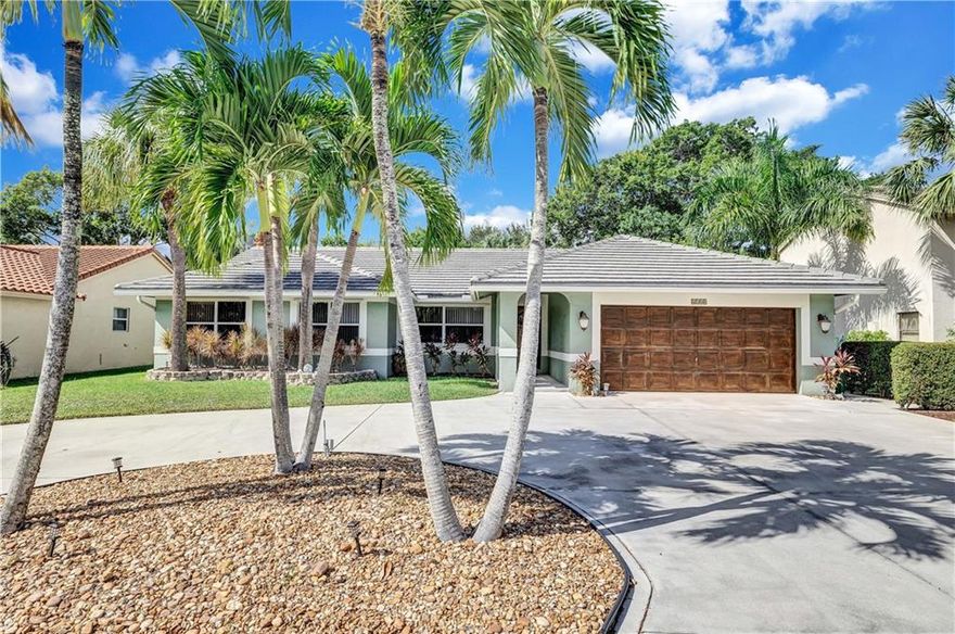 Beautiful, clean, well kept single family home in a nice family neighborhood. Home offers 4 bedrooms 2 baths, updated kitchen, screened in pool area with summer kitchen.