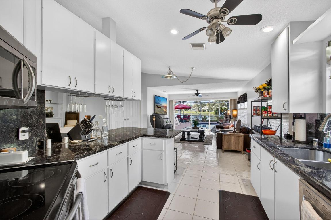 GARDEN OAKS - Residential