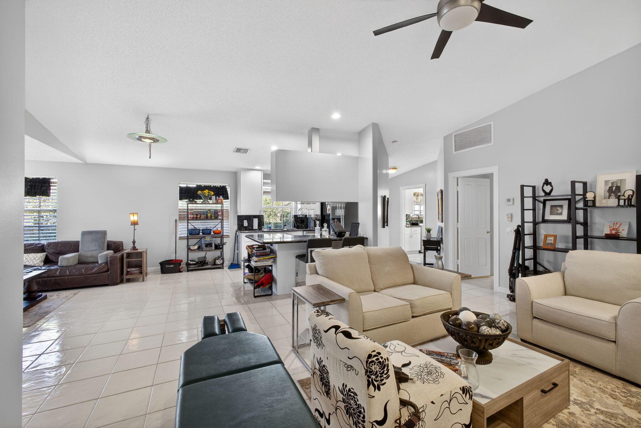 GARDEN OAKS - Residential