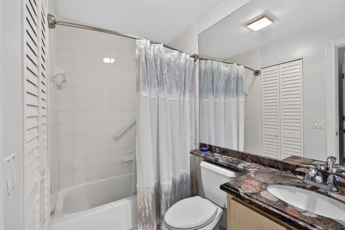 GARDEN OAKS - Residential