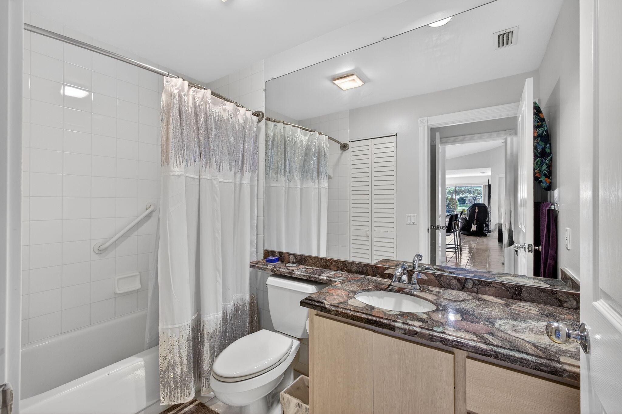 GARDEN OAKS - Residential