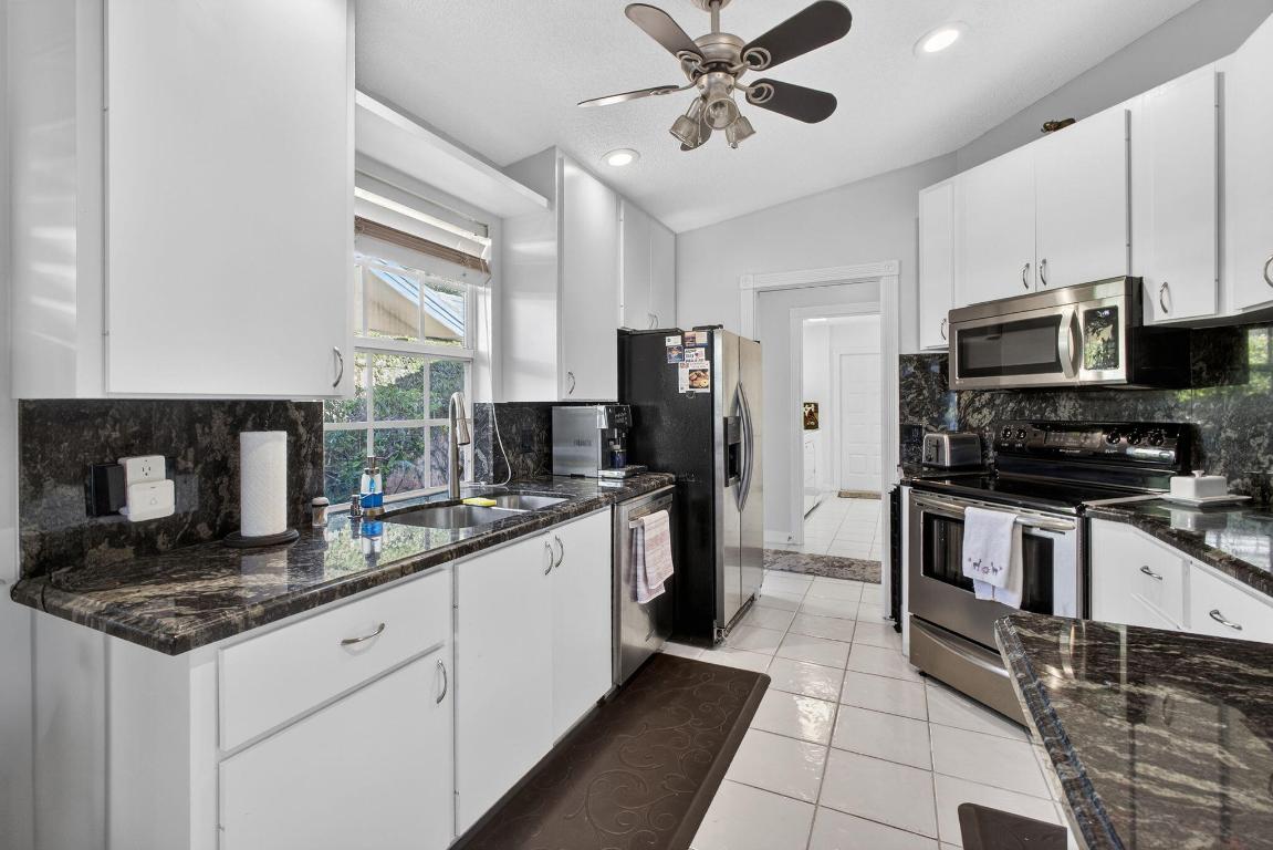 GARDEN OAKS - Residential