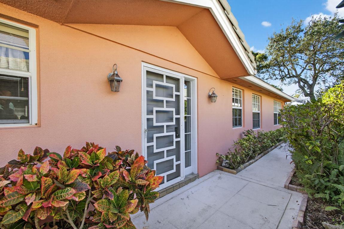 GARDEN OAKS - Residential