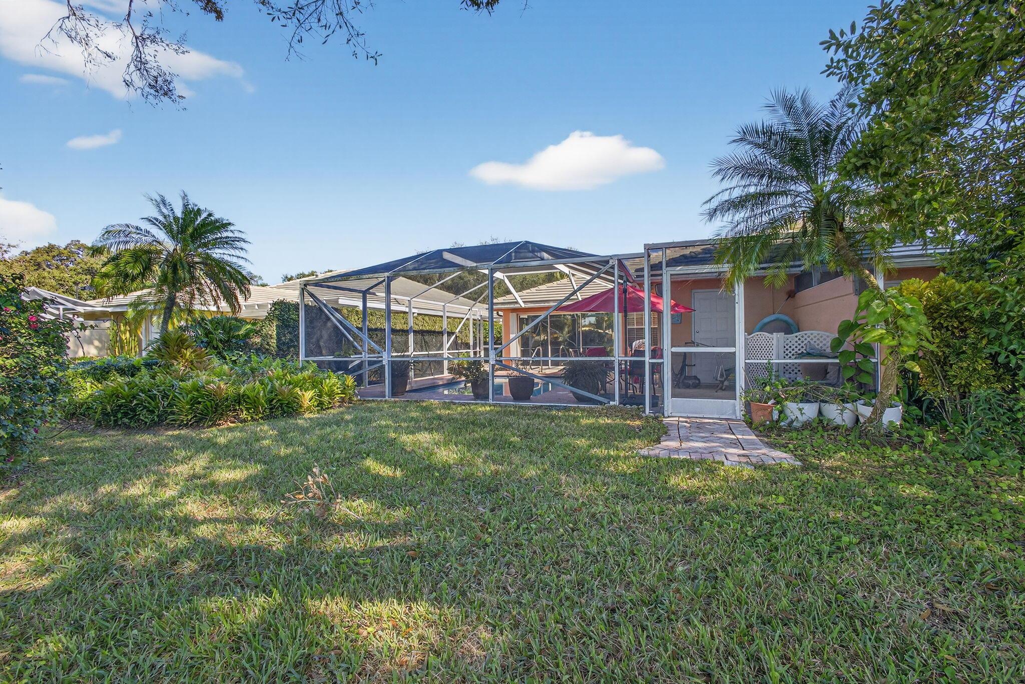 GARDEN OAKS - Residential