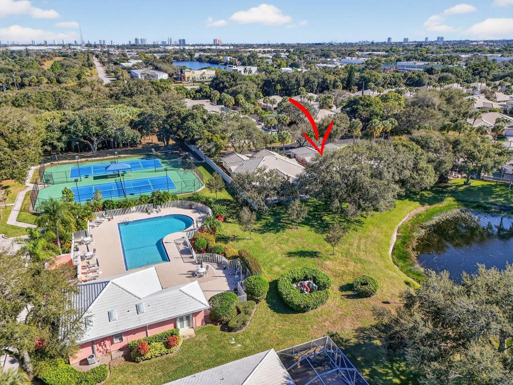 GARDEN OAKS - Residential