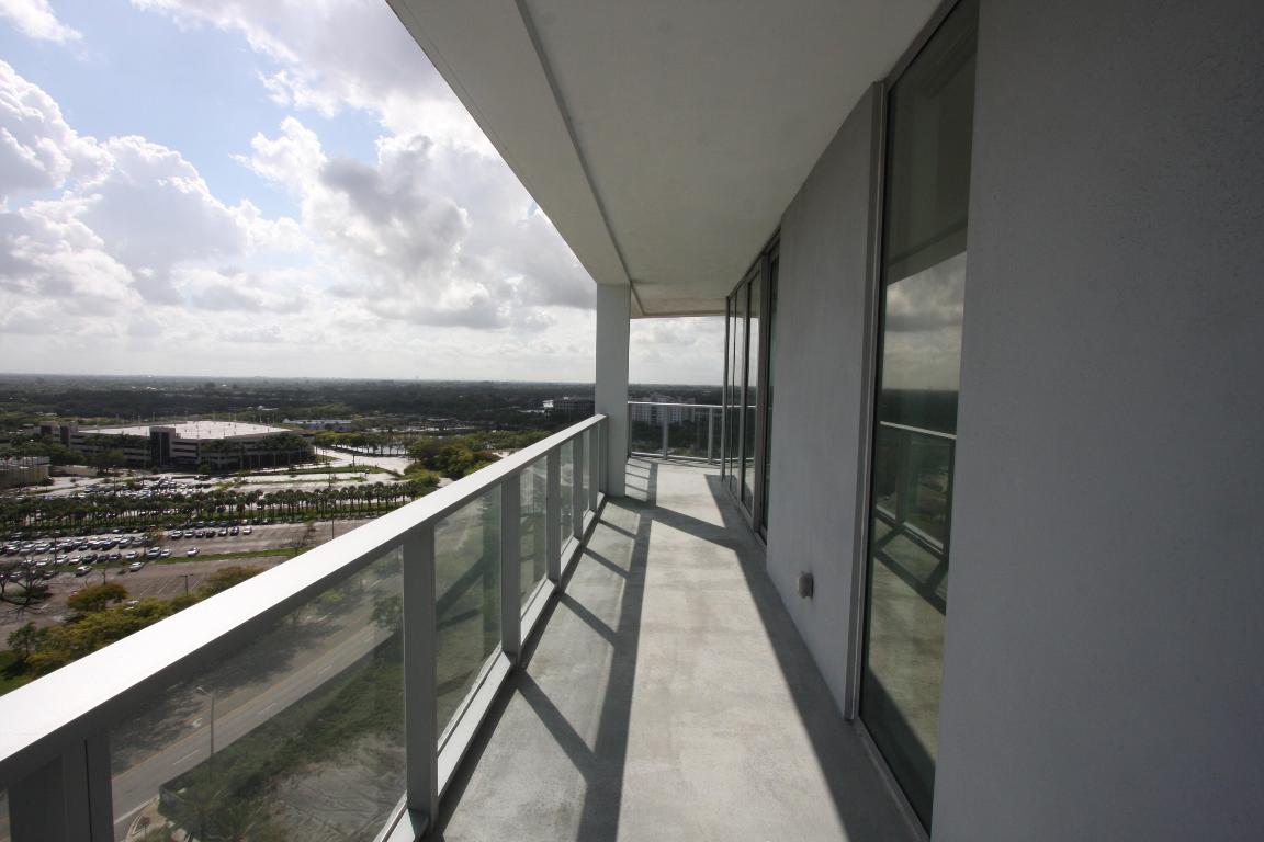 METROPICA NORTH TOWER ONE - Residential Lease
