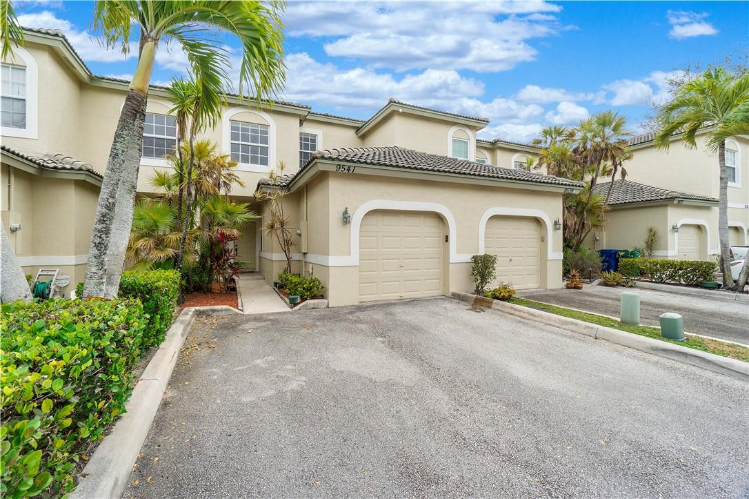 The Hamlet @Coral Springs - Residential