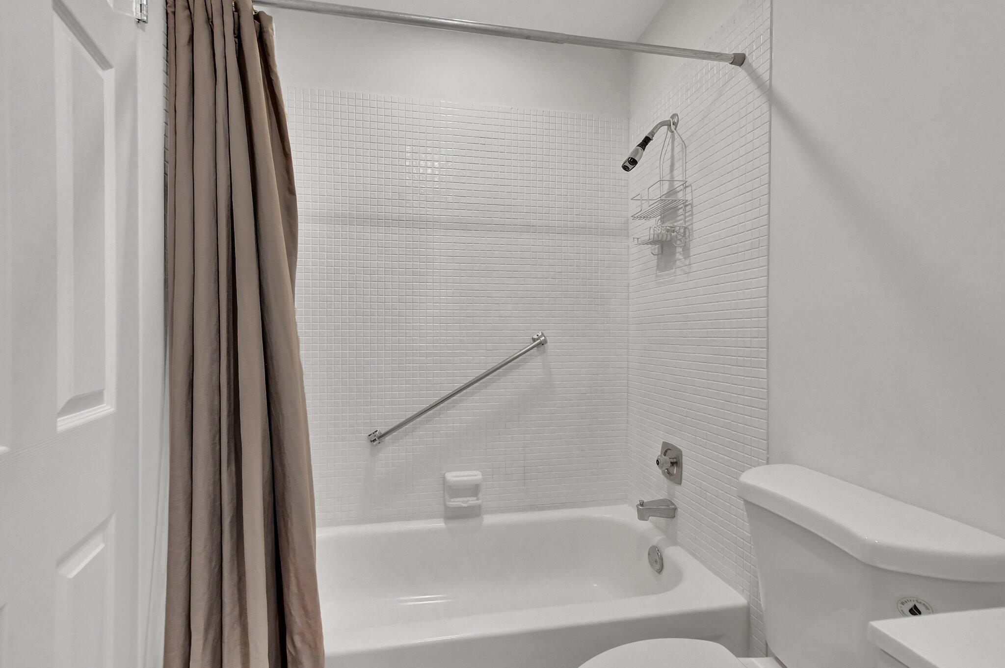 KINGS POINT FLANDERS CONDOS - Residential Lease