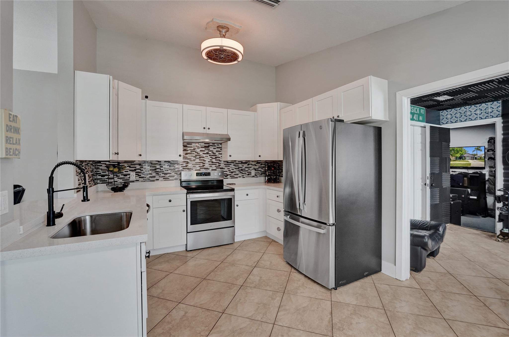 961 SW 134th Ave