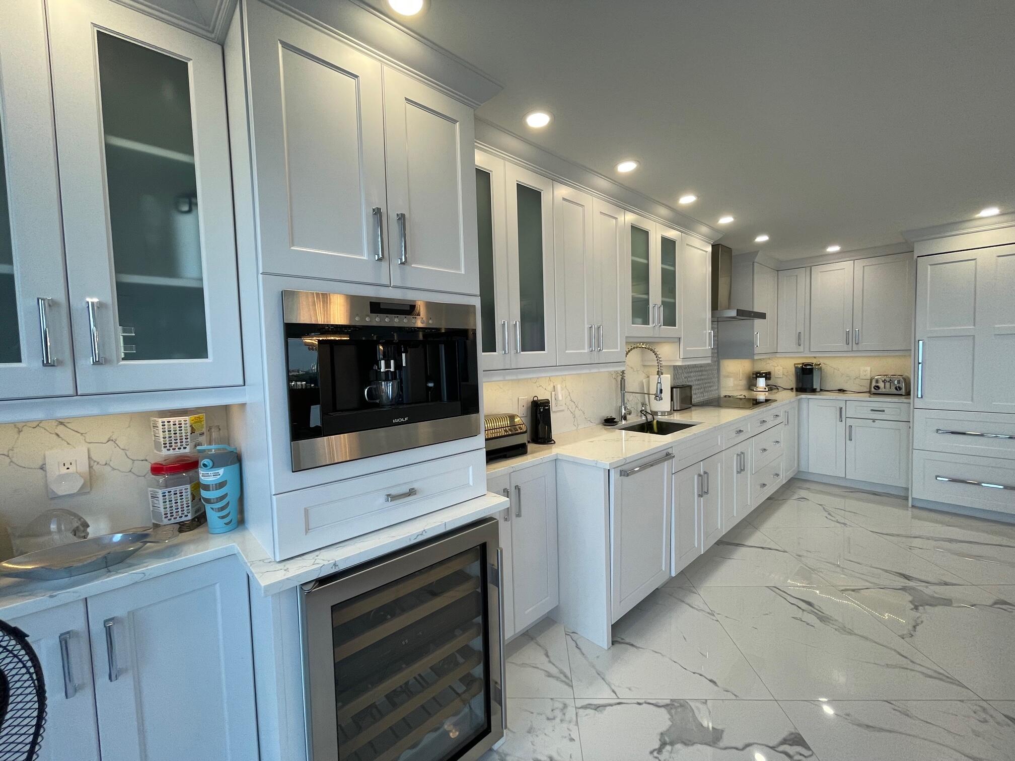 OCEAN TOWERS - Residential