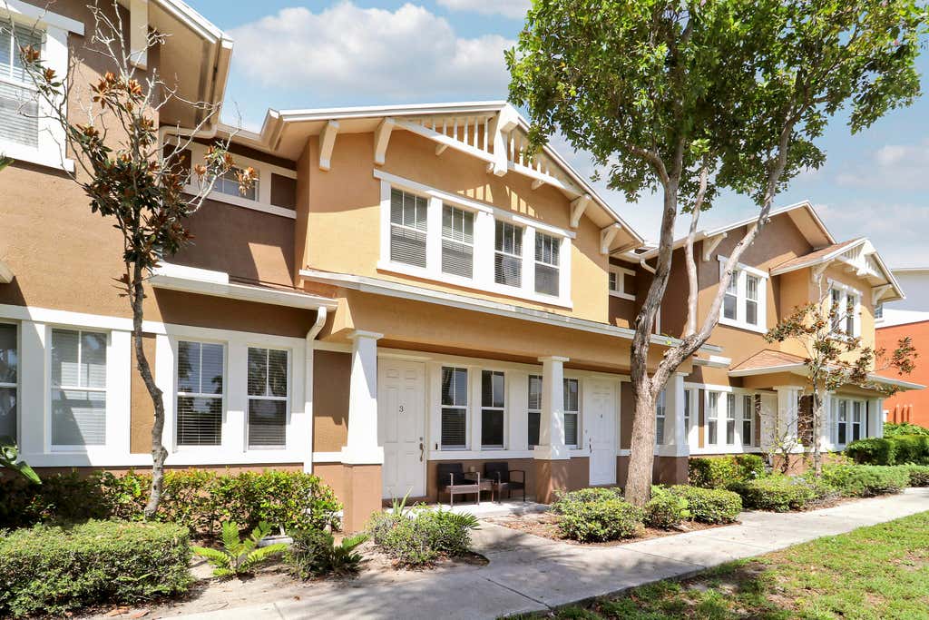Photo of 880 Millbrae Court #3, West Palm Beach, FL 33401 (MLS # B26062738)