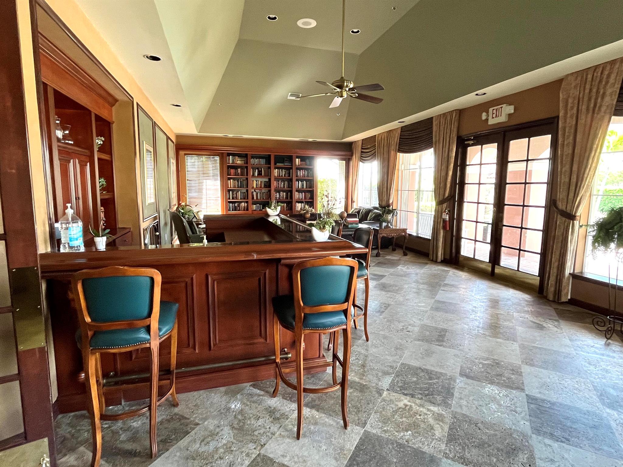 ST ANDREWS AT BOYNTON BEA - Residential Lease