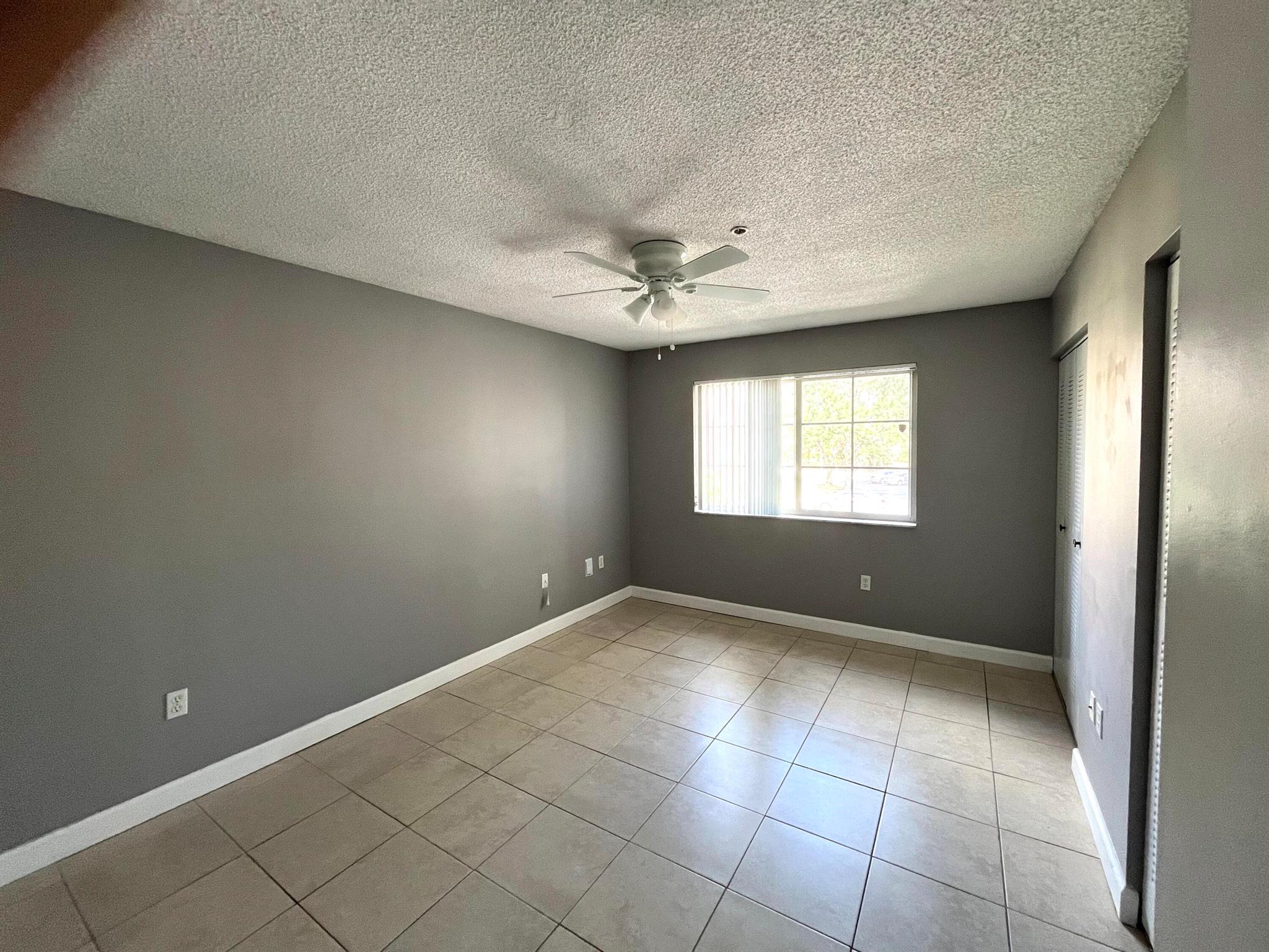 ST ANDREWS AT BOYNTON BEA - Residential Lease