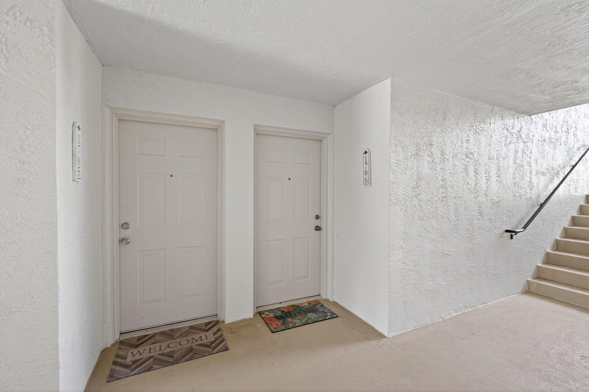 1700 Crestwood Court S 1706, Royal Palm Beach, FL, 33411/$299,900 4 1700 Crestwood Court S 1706