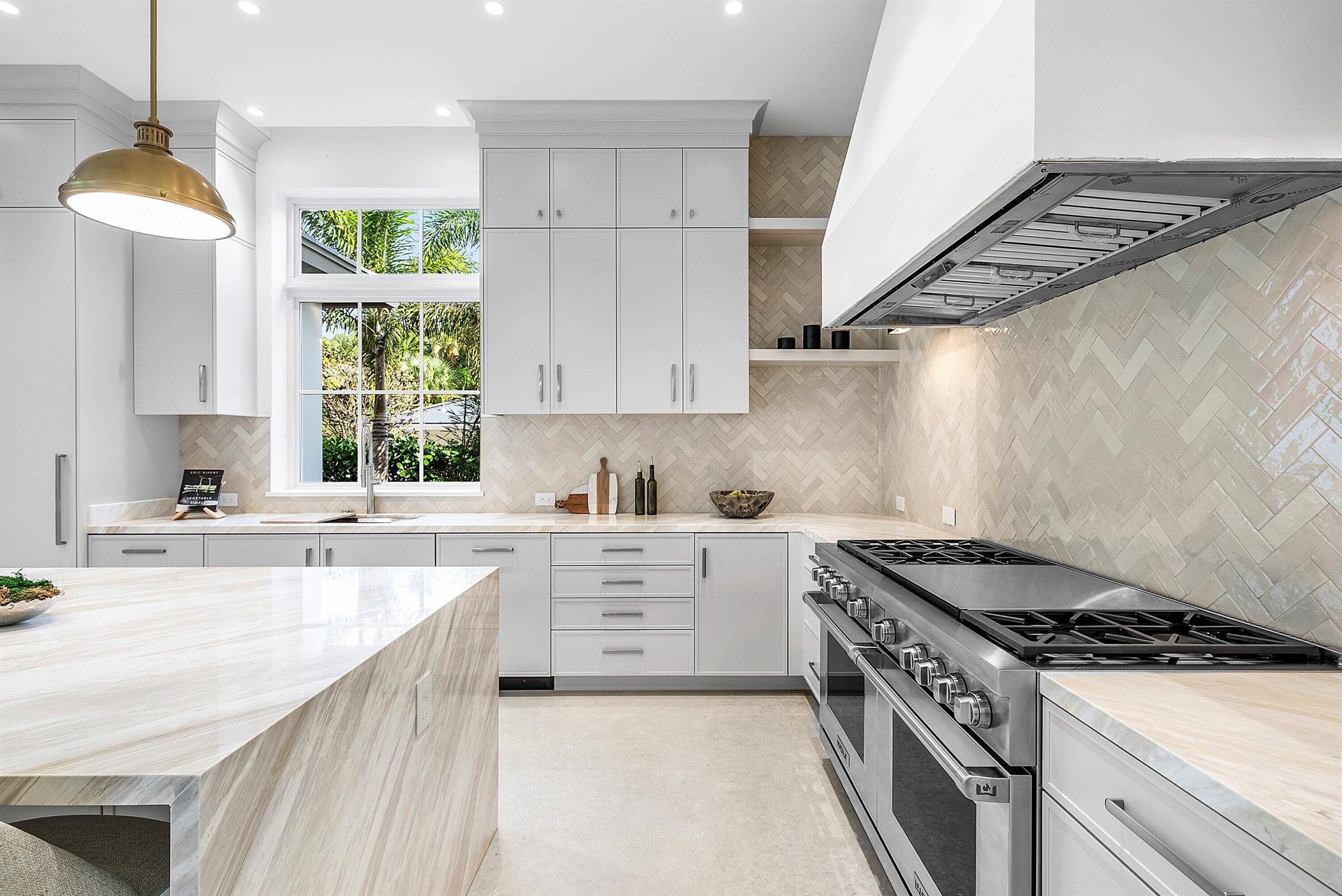 DELRAY ISLE - Residential