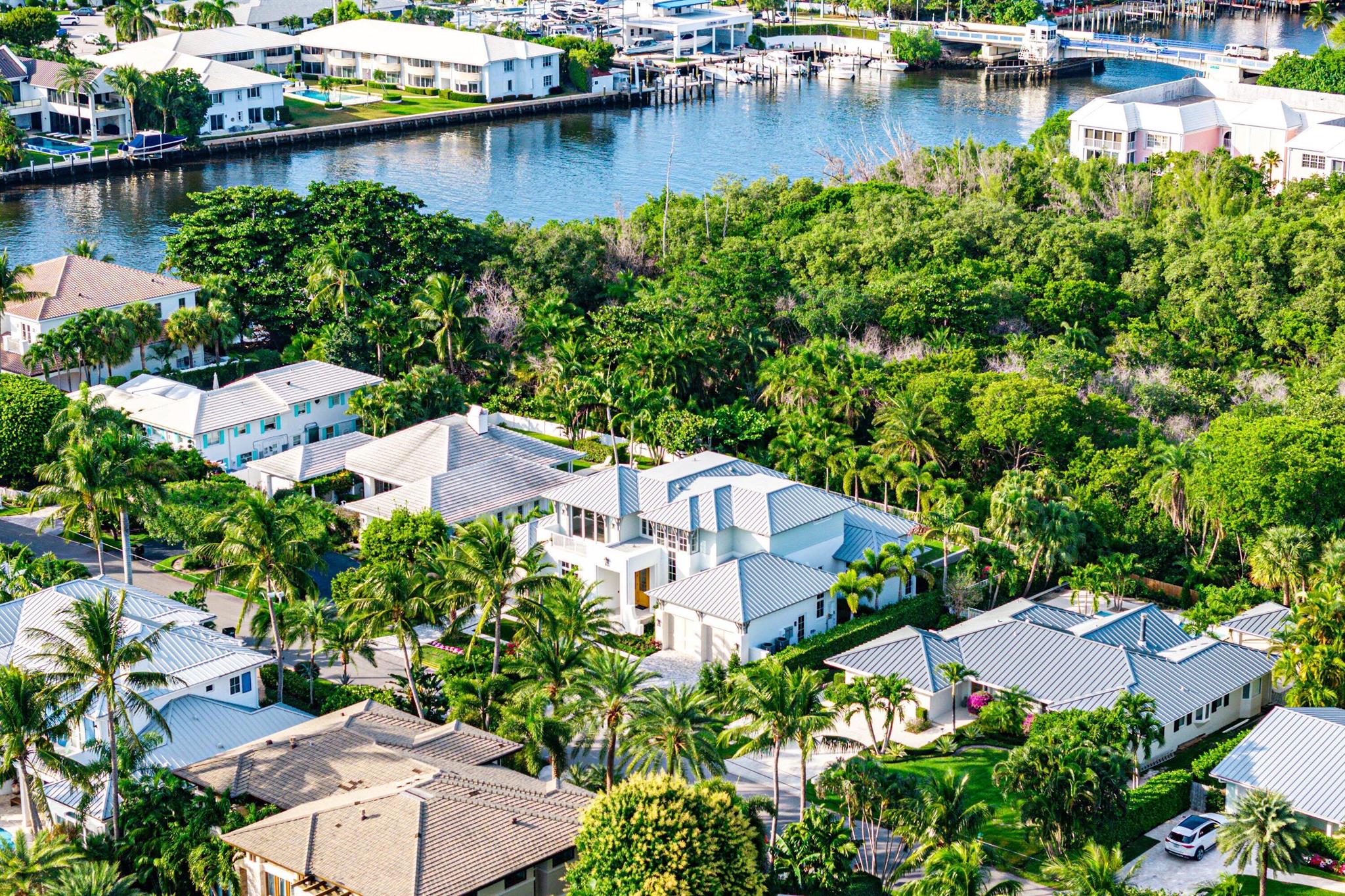 DELRAY ISLE - Residential