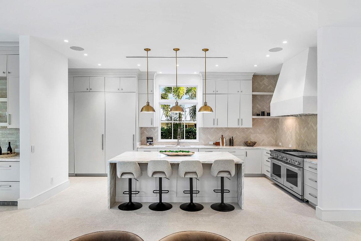 DELRAY ISLE - Residential