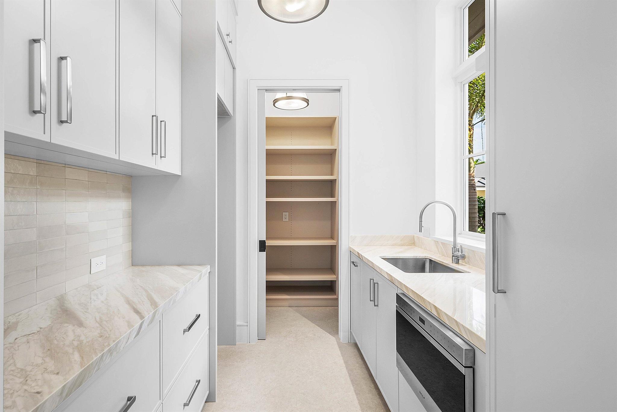 DELRAY ISLE - Residential