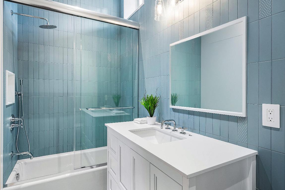 DELRAY ISLE - Residential