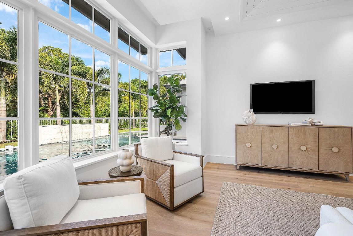 DELRAY ISLE - Residential