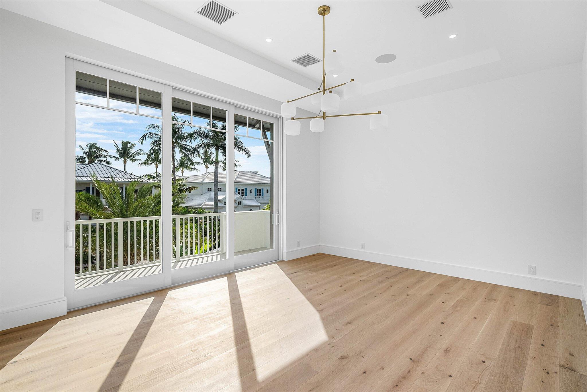 DELRAY ISLE - Residential
