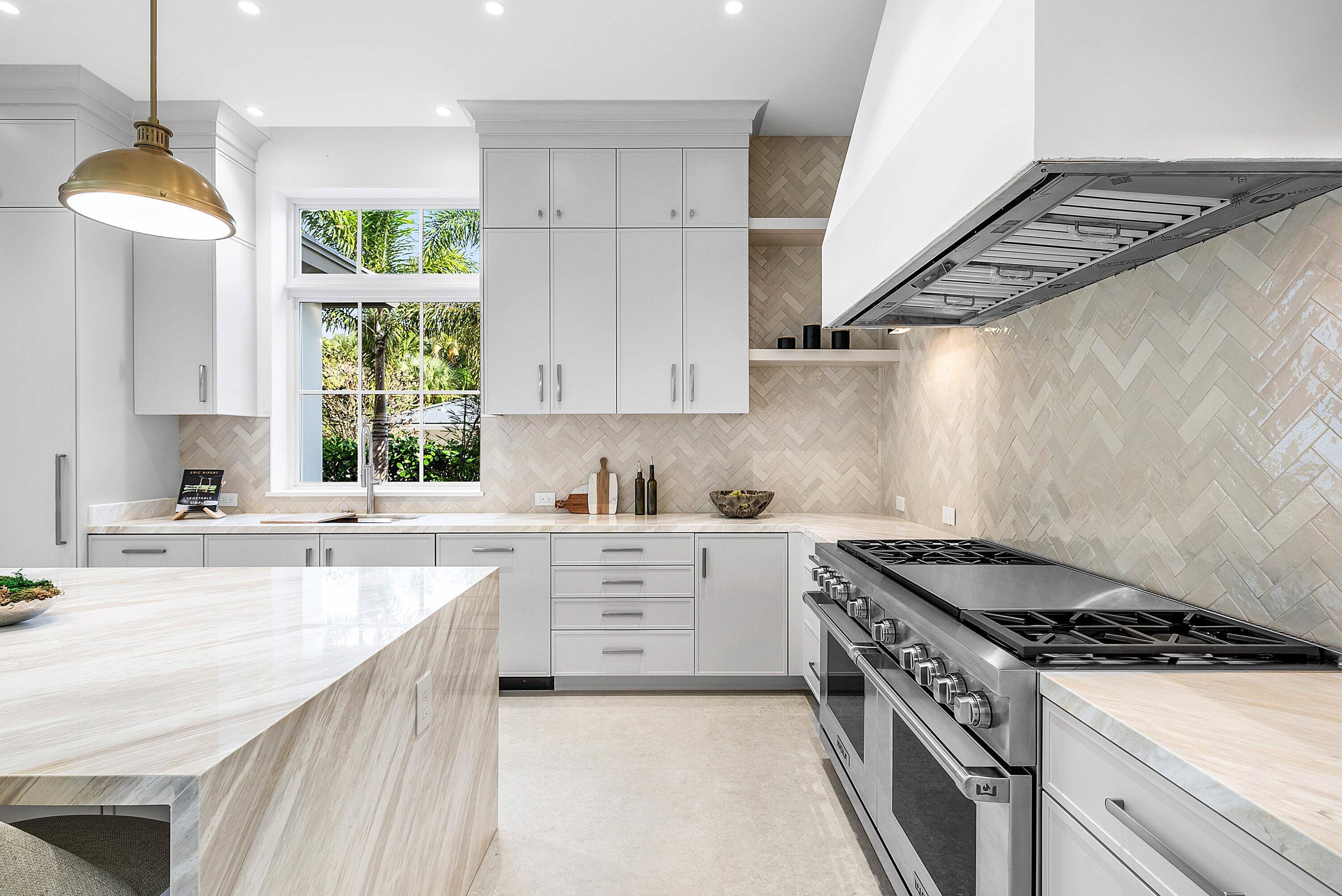 DELRAY ISLE - Residential