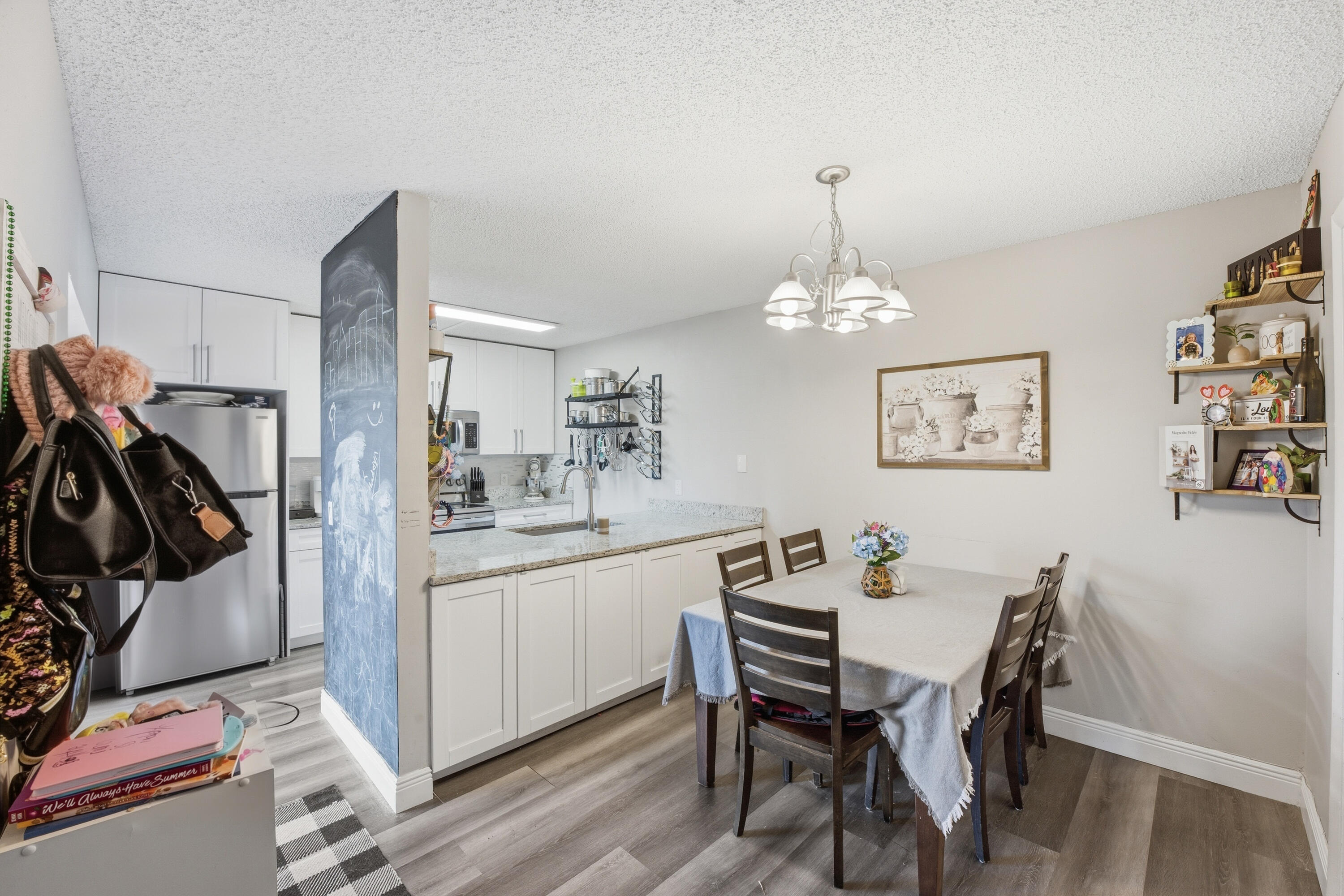SHERWOOD LAKES - Residential