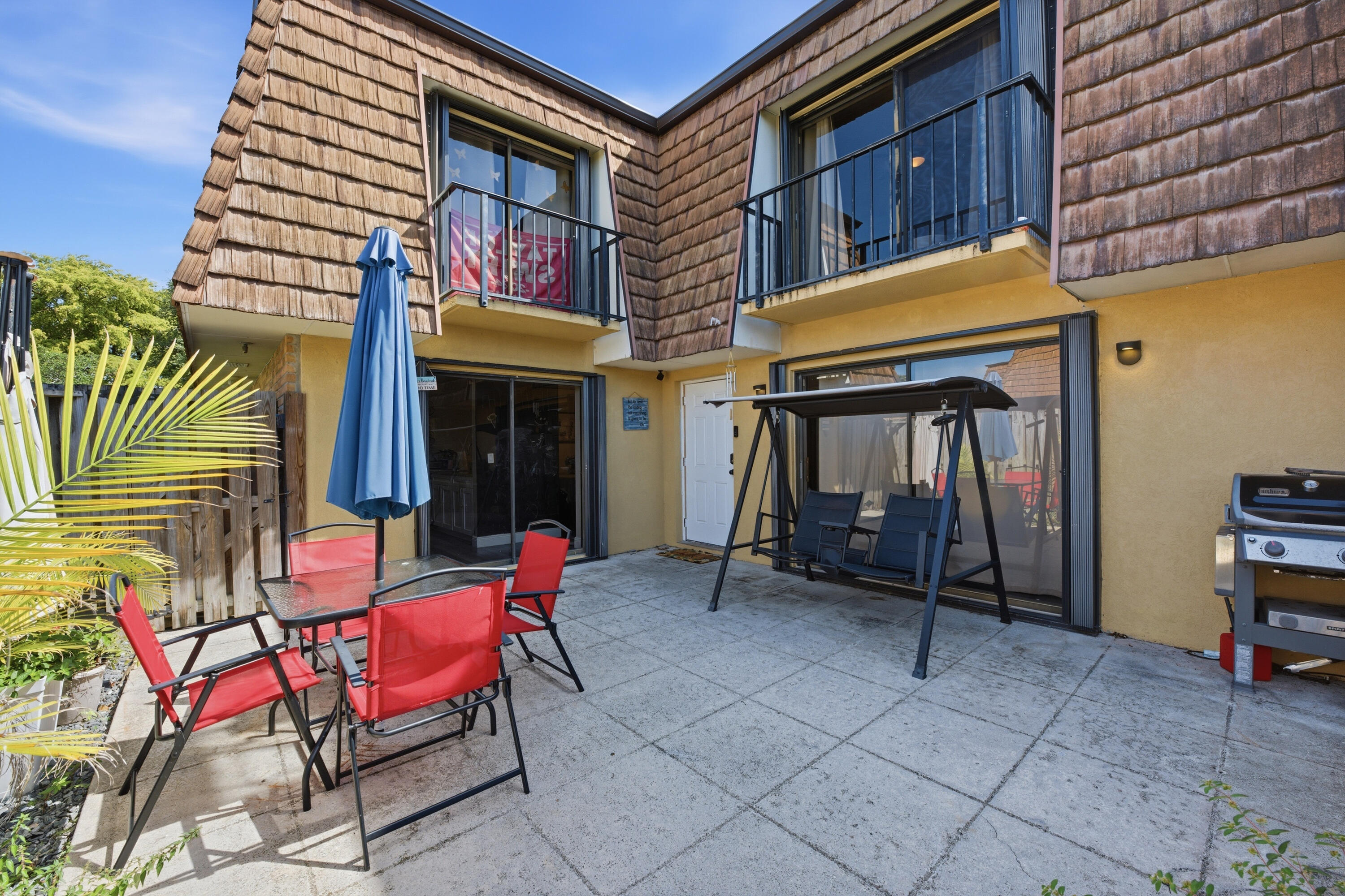 SHERWOOD LAKES - Residential