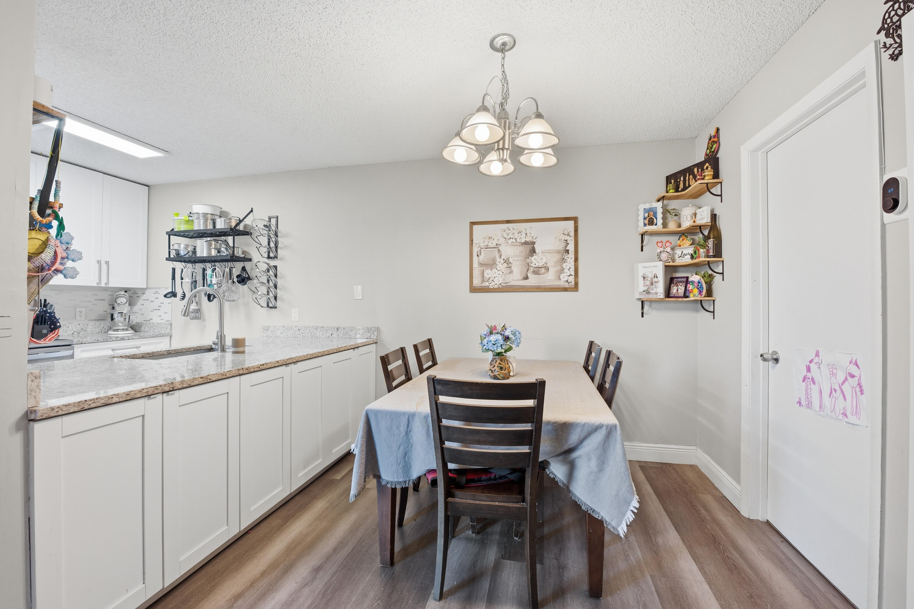 SHERWOOD LAKES - Residential