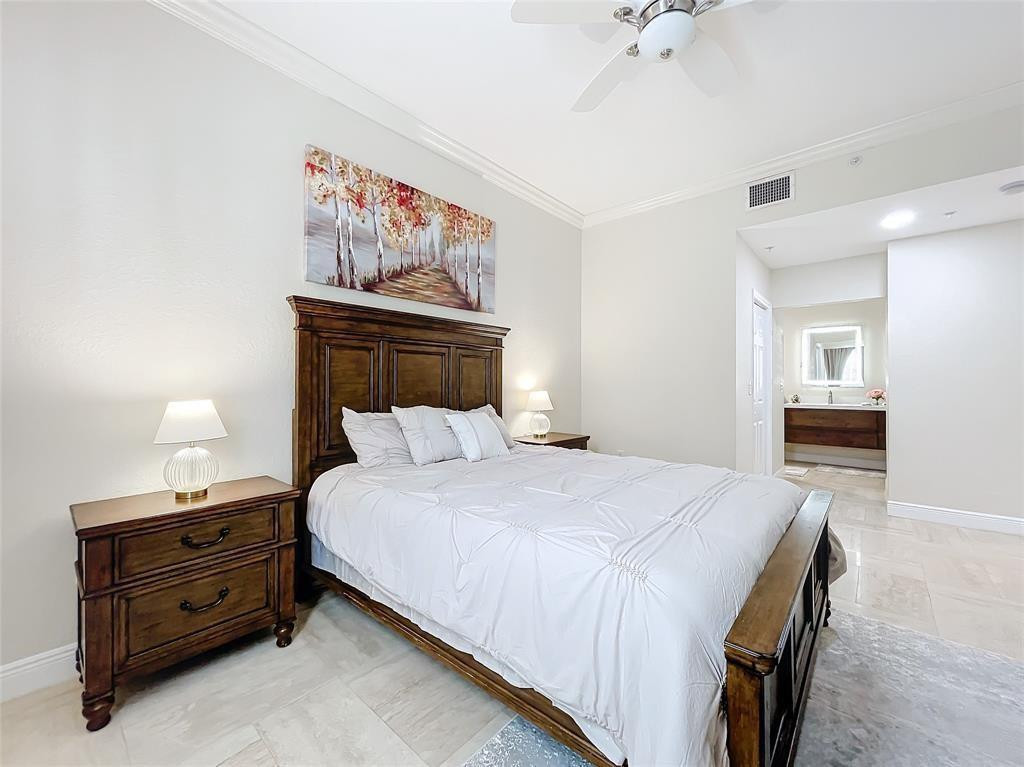 PALOMA LAKES CONDOMINIUM NO 1 - Residential Lease