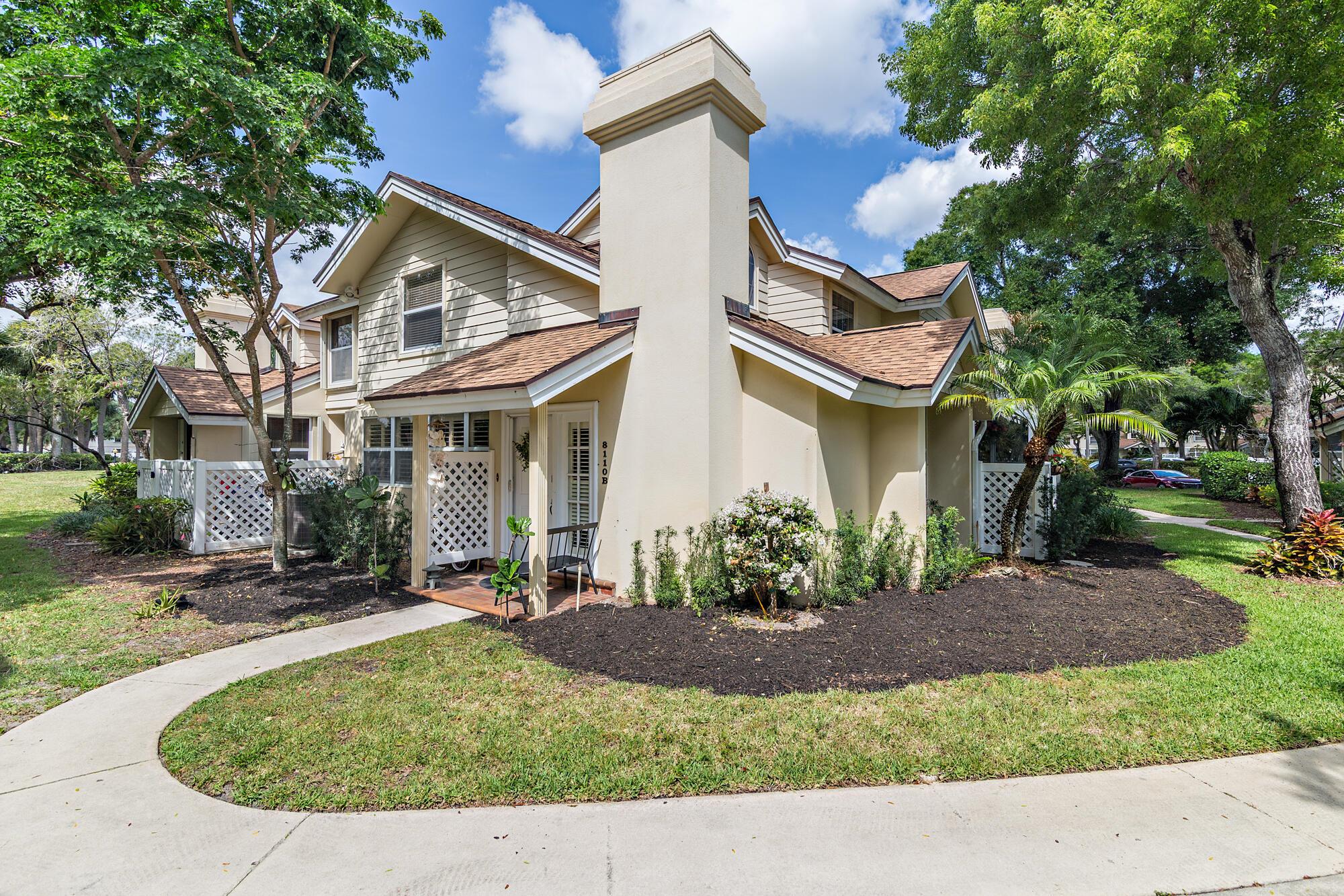 WELLESLEY AT LAKE CLARKE - Residential