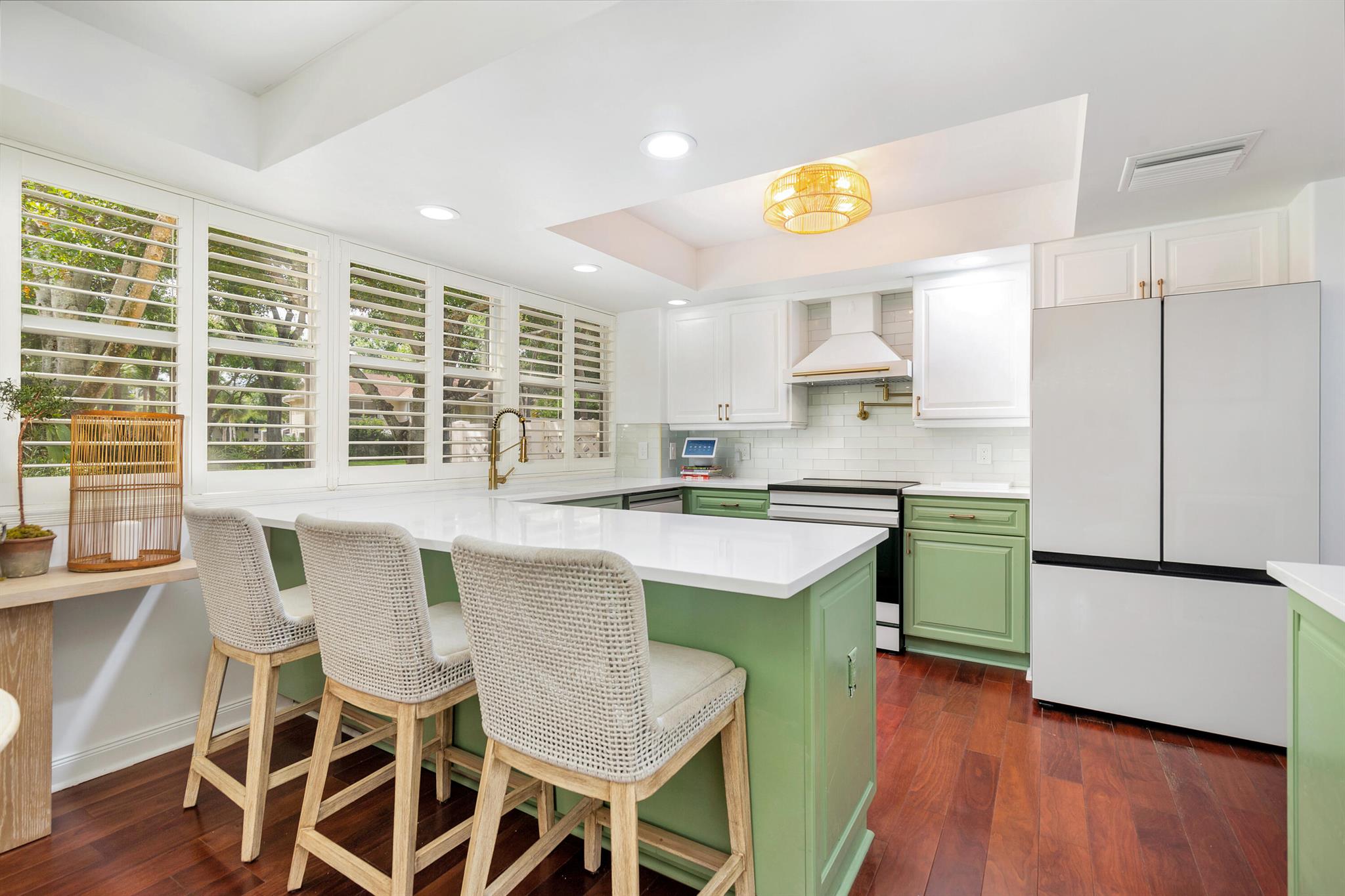 WELLESLEY AT LAKE CLARKE - Residential