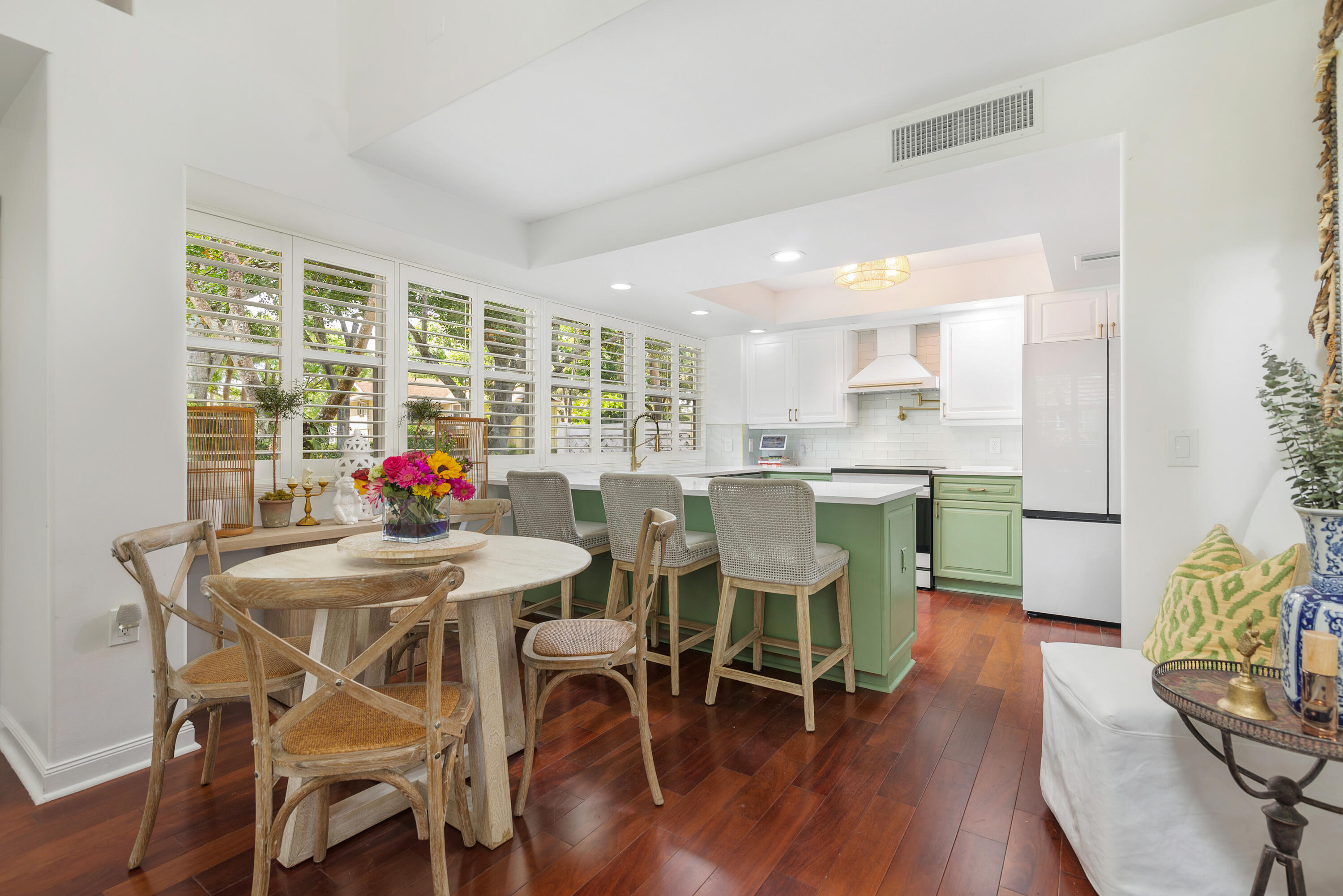 WELLESLEY AT LAKE CLARKE SHORES - Residential