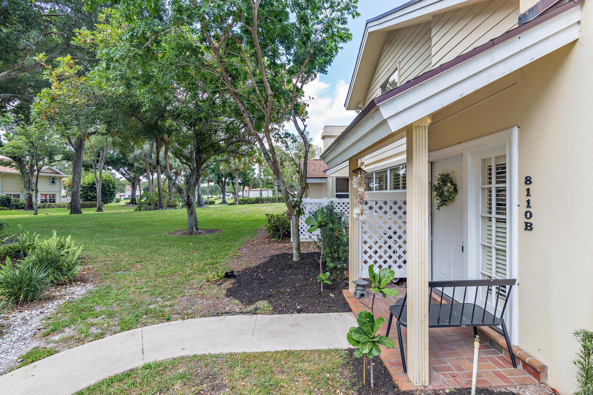 WELLESLEY AT LAKE CLARKE - Residential