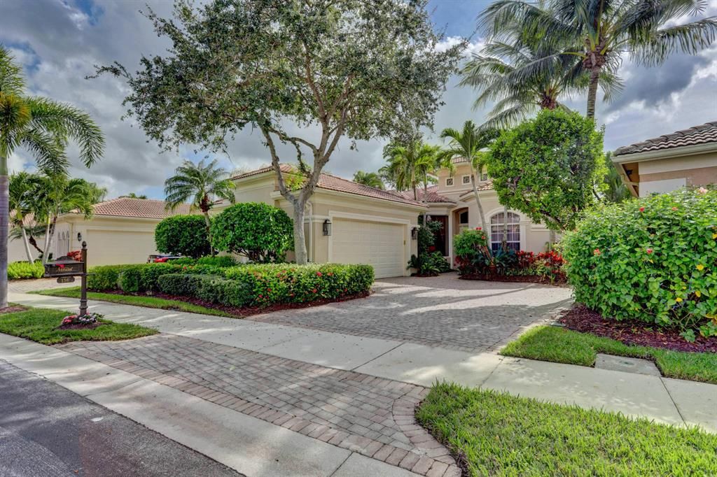 Photo of 156 Esperanza Way, Palm Beach Gardens, FL 33418 (MLS # R10679028)