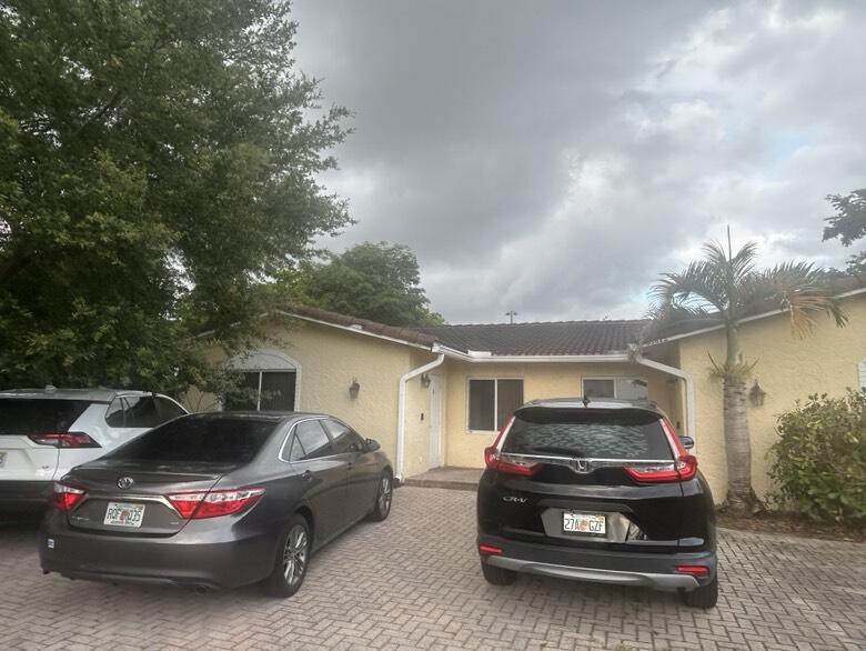 8362 NW 23rd Manor