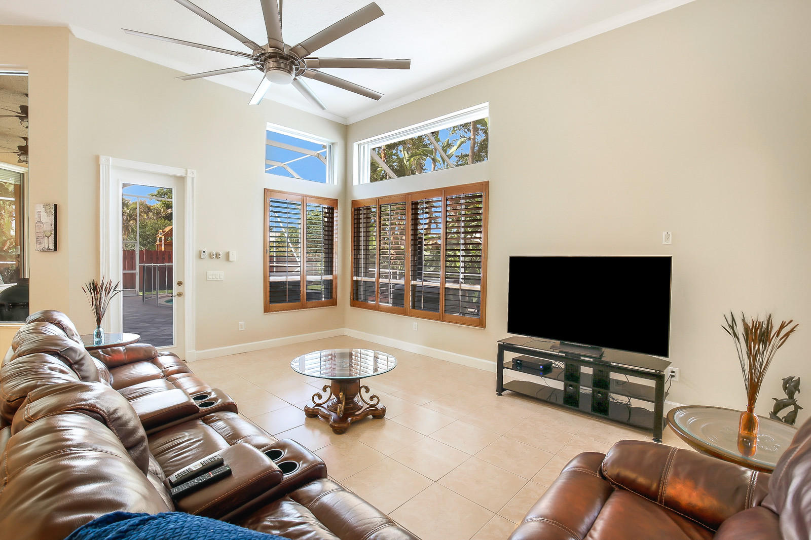 CRYSTAL COVE ESTATES - Residential