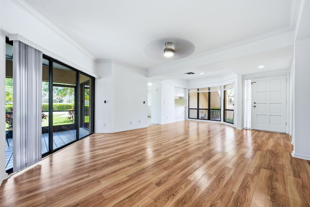 Photo of 101 Waterview Drive, Palm Beach Gardens, FL 33418 (MLS # B26046473)