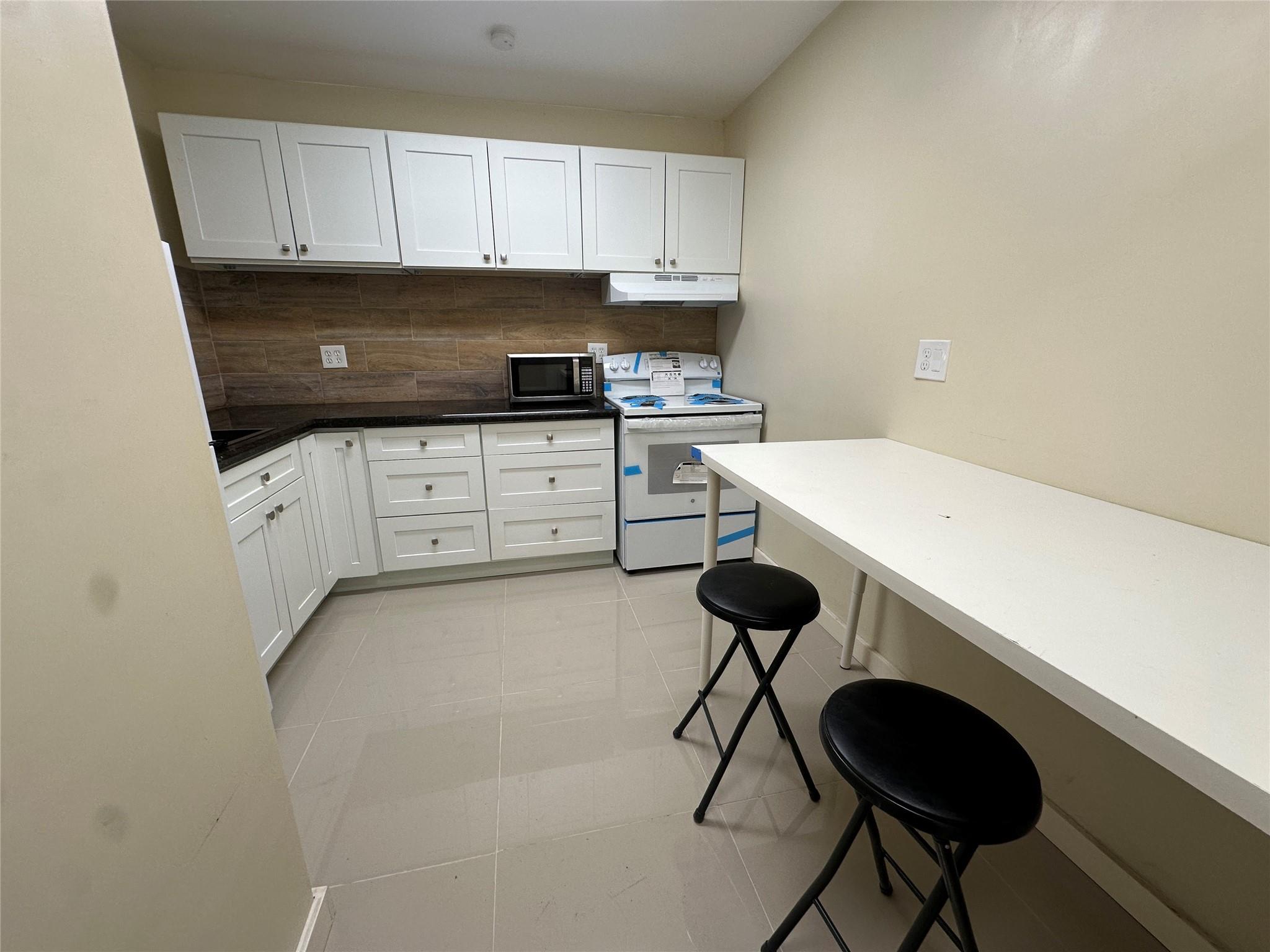 Progresso 2-18 D - Residential Lease