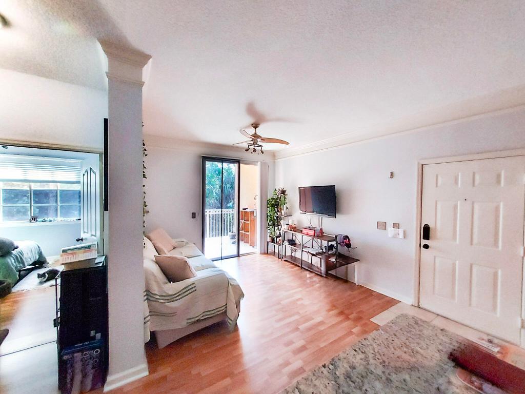 2204 Myrtlewood Circle E, Palm Beach Gardens, FL, 33418/$299,000 2 2204 Myrtlewood Circle E