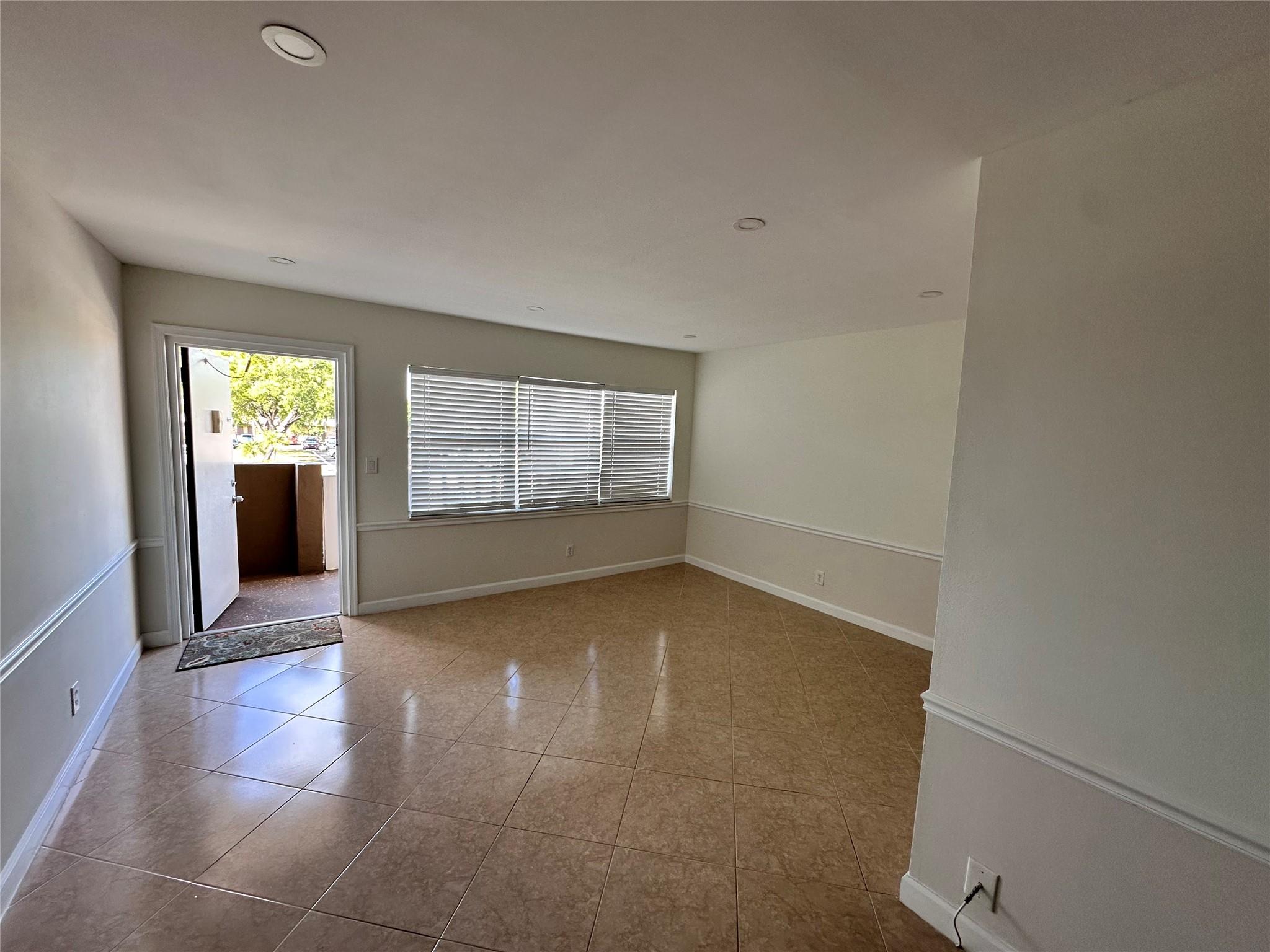 Sunrise Lakes - Residential