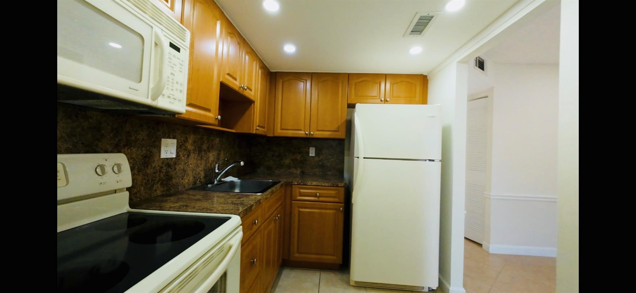 Sunrise Lakes - Residential