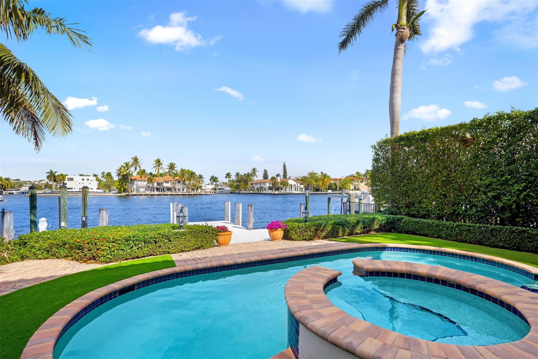 Rio Vista Isles - Residential